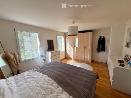 Duplex de 4,5 pièces 125m² avec terrasse de 30 m² à Cronay - Photo 2