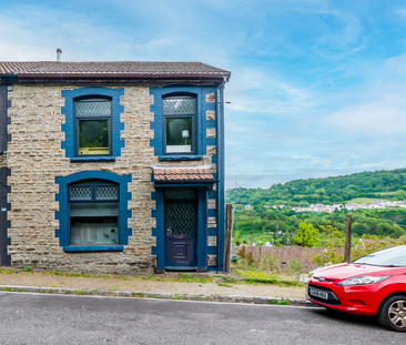 Great 5 bed HMO with stunning view of the valleys - Photo 2