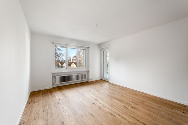Charming living space with balcony and sunlight - Foto 1