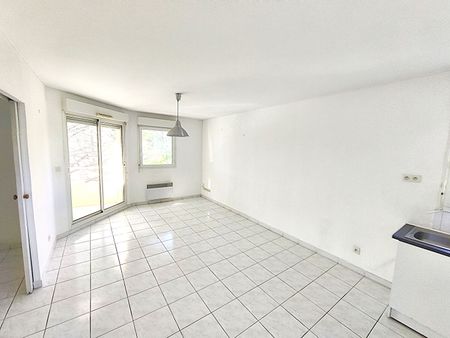 T3 vide - Secteur Les Beaux?Arts / Aiguelongue, - Photo 5