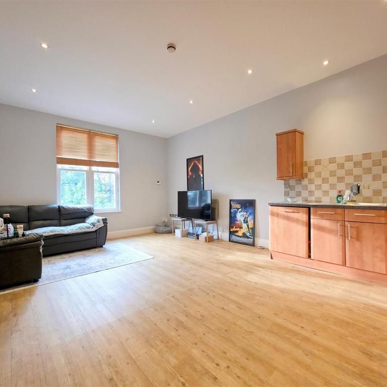 1 bedroom flat to rent - Photo 1