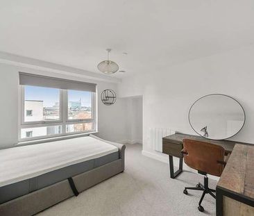 Silver Street, Reading, RG1 - Photo 3