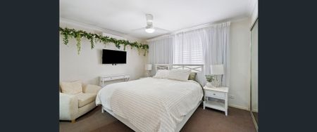 3 BEDROOMS! NEAR NORTH LAKES! - Photo 3
