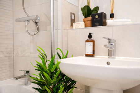 2 bedroom flat to rent - Photo 2