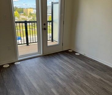 For Lease - 120 Matawin Lane, Richmond Hill, Ontario - Photo 5