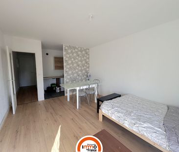 Location Appartement 1 pièce 30m² - Photo 1