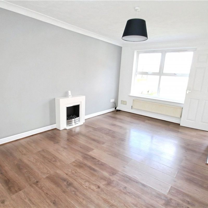 The Courtyard, Pontefract, West Yorkshire, WF8 - Photo 1