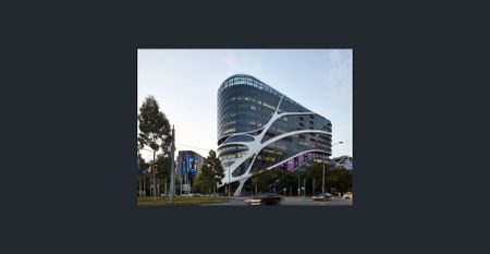 Outstanding Apartment in 1st Class Location - Photo 5