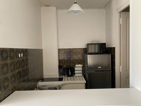 Appartement à louer - REIMS CENTRE - Photo 1