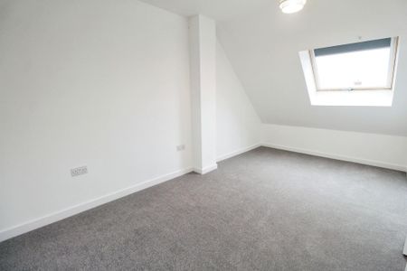 3 bedroom end of terrace house to rent - Photo 2