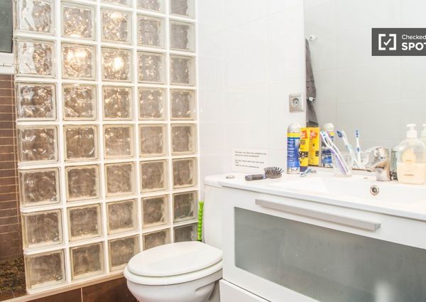 barcelona, Catalonia 08011