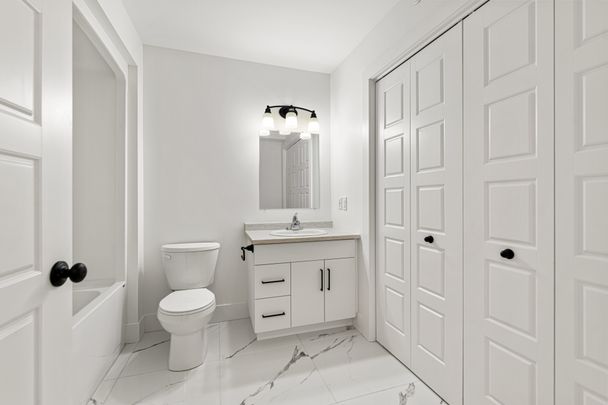 80 Rue Sorbonne Street, E1A 9Z4, Dieppe - Photo 1