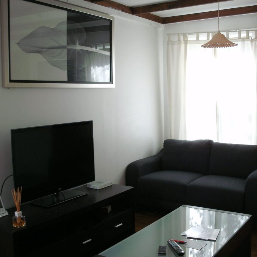 Bay views, walk to beach - Photo 1