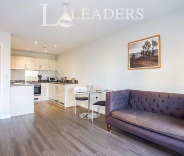 apartment to rent Nankeville Court, Guildford Road, Woking, GU22 - Photo 5