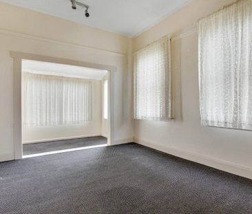 Walk to City Centre - Photo 1