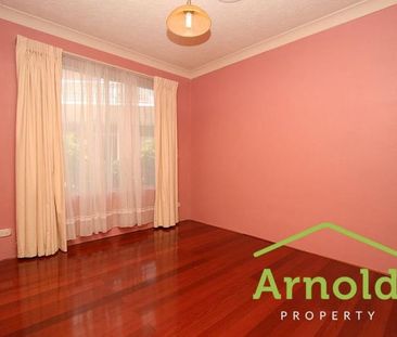 Newcastle 3 Bedroom Modern Townhouse - Photo 2