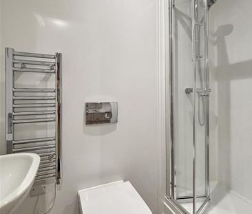 College Green, Bristol - Photo 6