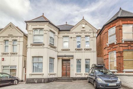 2 bedroom flat to rent - Photo 5