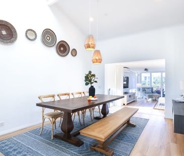 30 Boomerang Crescent, Bundall $2,400 pw - Photo 4