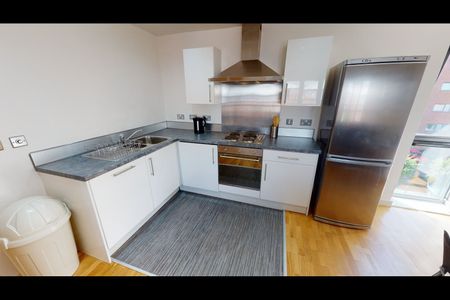2 Bed Flat, The Reach, L3 - Photo 5