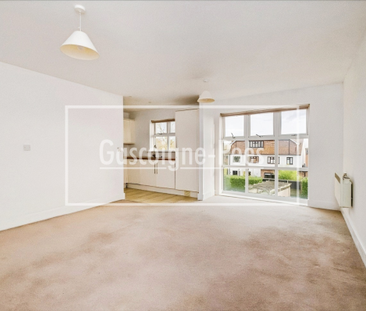 High Street, Addlestone - Photo 2