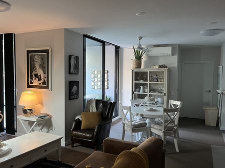 Furnished Bedroom & Bath Next to GC Campus - Photo 2