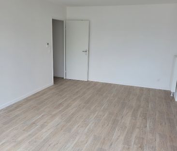 Location Appartement 4 pièces 83m² SECLIN 59113 - Photo 1