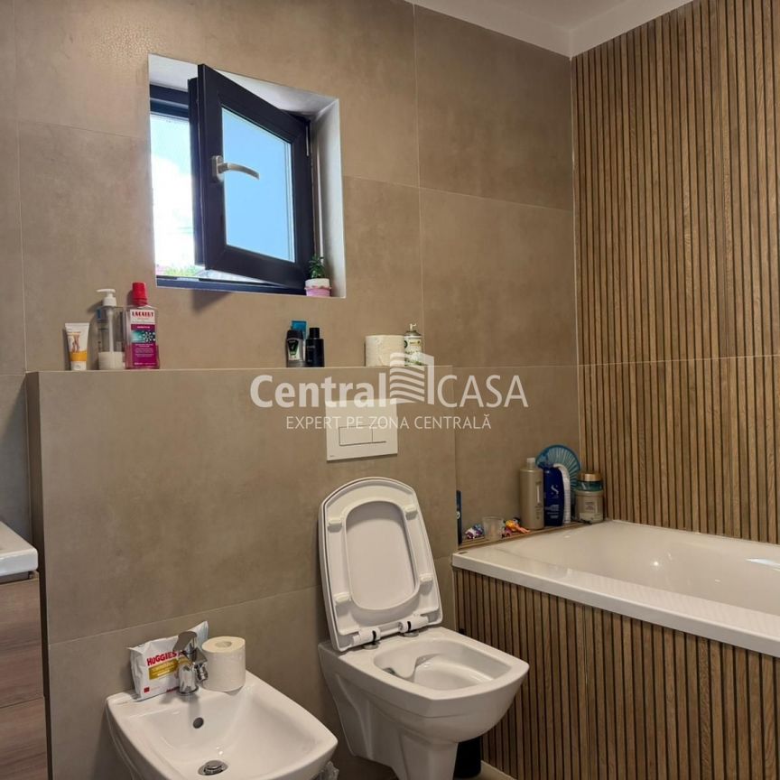 Casă de închiriat, 120 mp, Barnova - Photo 1