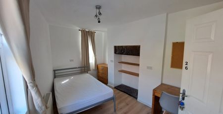 Brudenell Avenue, Hyde Park, Leeds, LS6 1HD - Photo 5