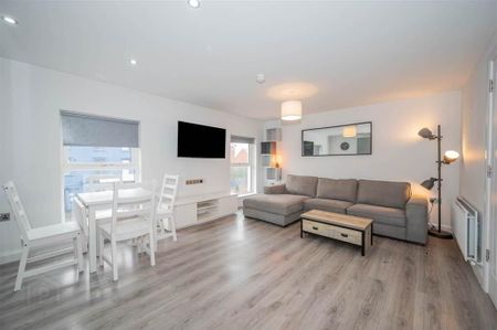 Apt 1 HWD, 124 High Street, Holywood, BT18 9HW - Photo 4