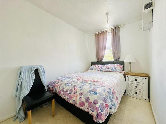 Hardwick Crescent, LE7, Leicester - Photo 1