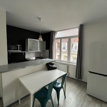 Location Appartement 2 pièces 39m² LILLE 59000 - Photo 4