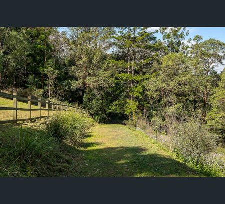 9 Logan Court, Clear Mountain, Qld 4500 - Photo 4