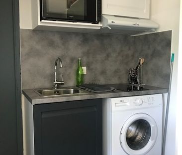 Location Appartement 1 pièce 12m² - Photo 1