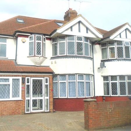 House share to rent - Photo 4