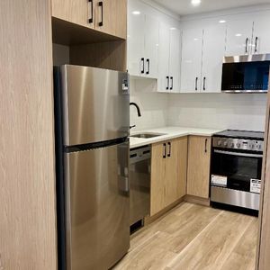Appartement 3 ½ rénové, à louer au 1er Juin, Plateau Mont-Royal - Photo 2