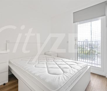 Trafford Road, Salford - Photo 6