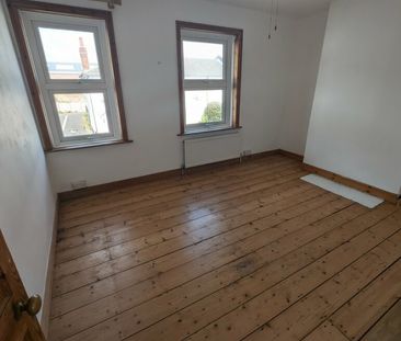 Delightful 2 bed house in Central Bournemouth - Photo 4