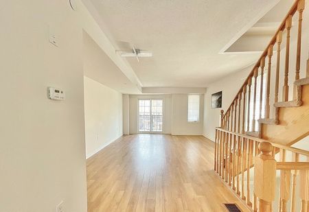 For Lease - 2376 Chevron Prince Path, Oshawa, Ontario - Photo 3