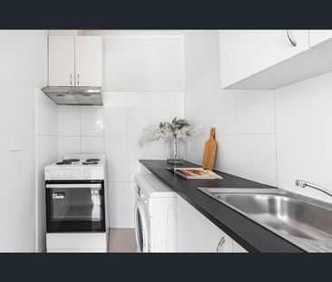 11/133 Booran Road, Caulfield South, Vic 3162 - Photo 6