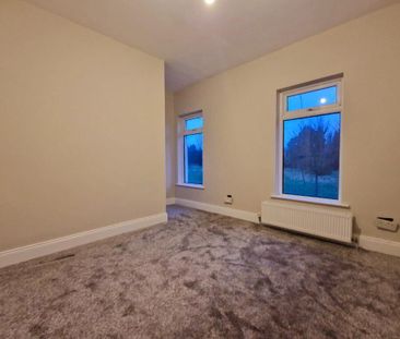 37 Talbot Street, Newtownards, BT23 4EG - Photo 2