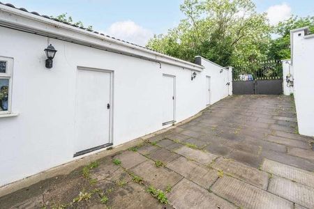 Bleak Hill Lane, Plumstead, SE18 - Photo 3