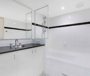 Fantastic Studio Apartment - Photo 3