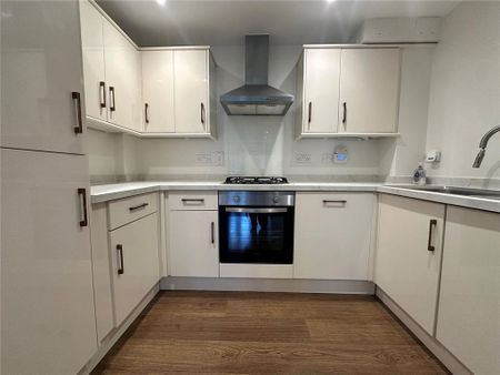 1 bedroom flat to rent - Photo 4