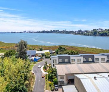 Magical Montgomery - Photo 2