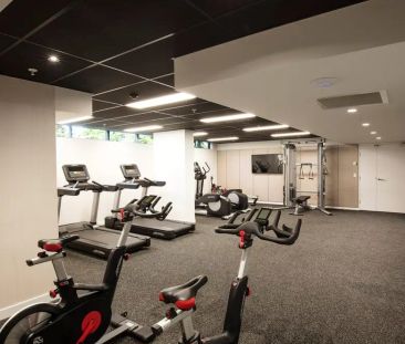 Prime Location Studio Apartment - Fully Furnished! - Photo 3