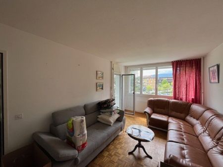 Agréable appartement de 2 pièces au 3ème étage - Photo 2
