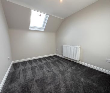 High Street, Neston - Photo 5