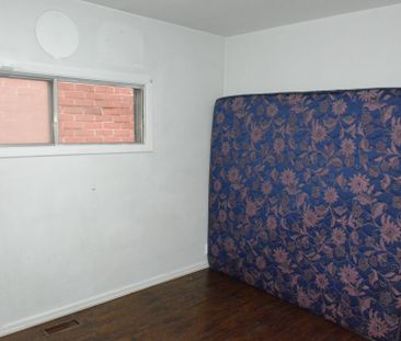 For Lease - 137 Markham Street Unit# main, Toronto, Ontario - Photo 1