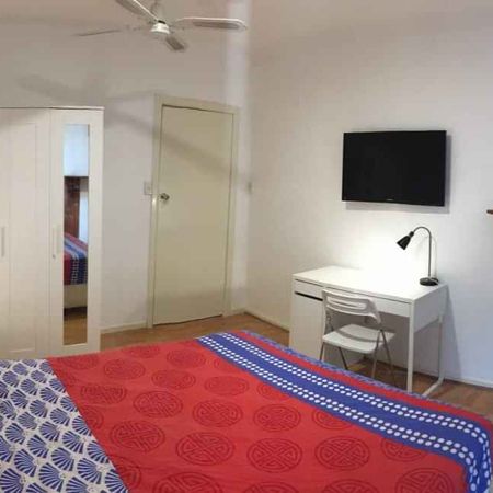 Room 5 (Non Ensuite) - Photo 4